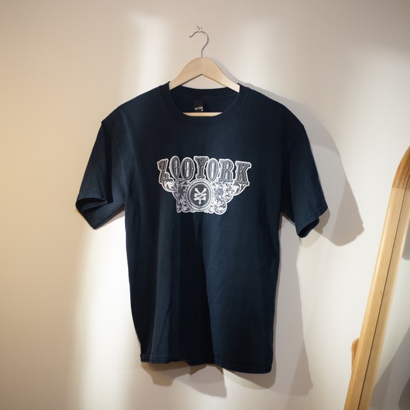 ZooYork Tee in Black. Size L. - Picture 1 of 1